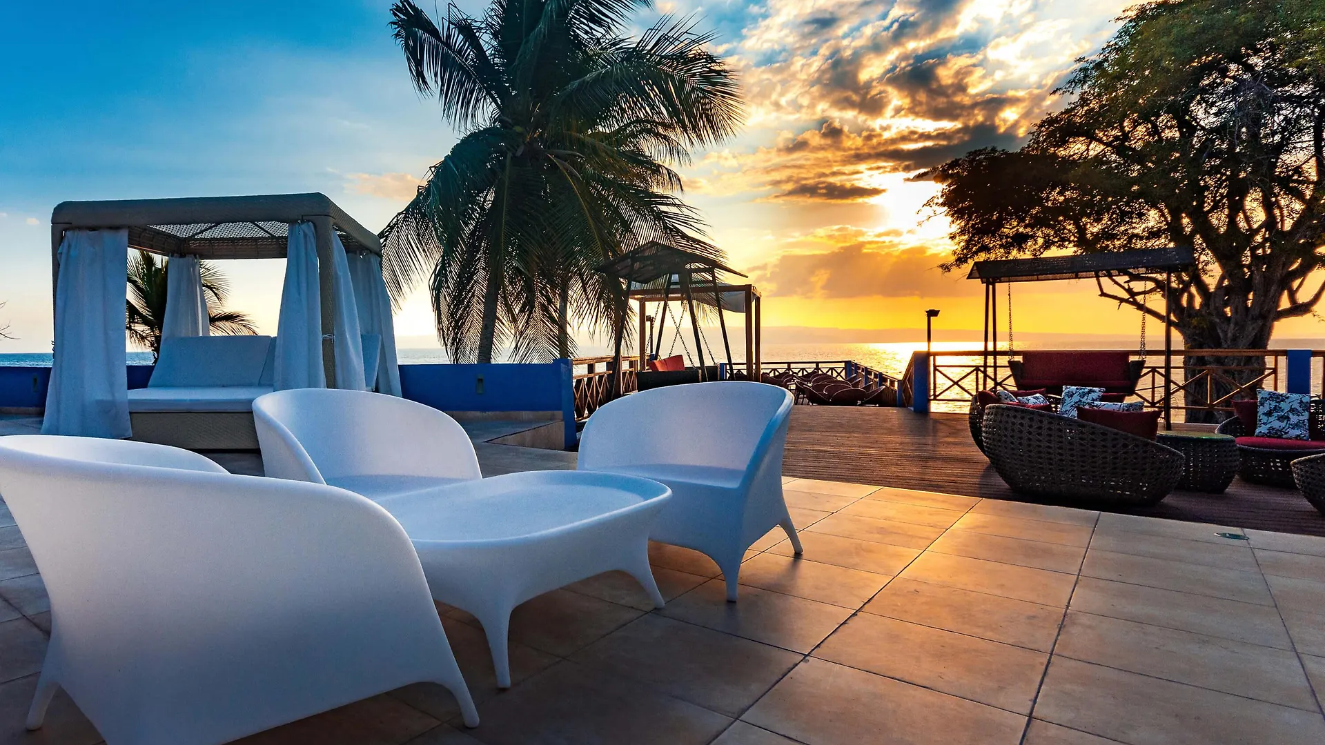 Royal Decameron Indigo Beach Resort And Spa Montrouis 4*,  Haiti