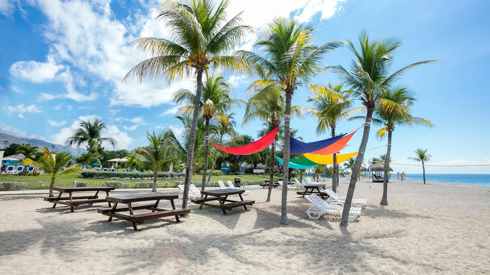 Royal Decameron Indigo Beach Resort And Spa Montrouis