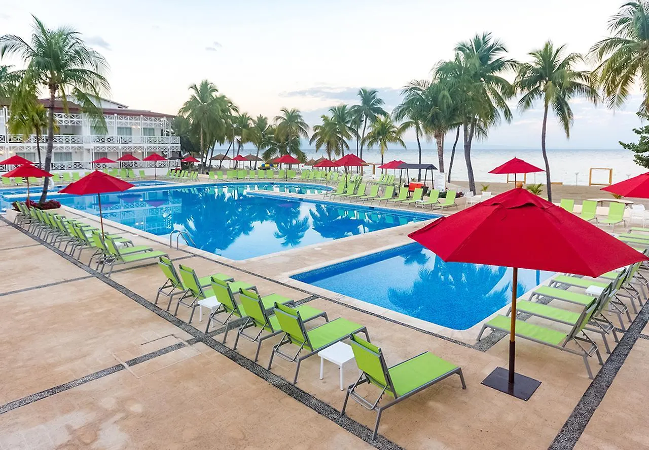 Royal Decameron Indigo Beach Resort And Spa Montrouis